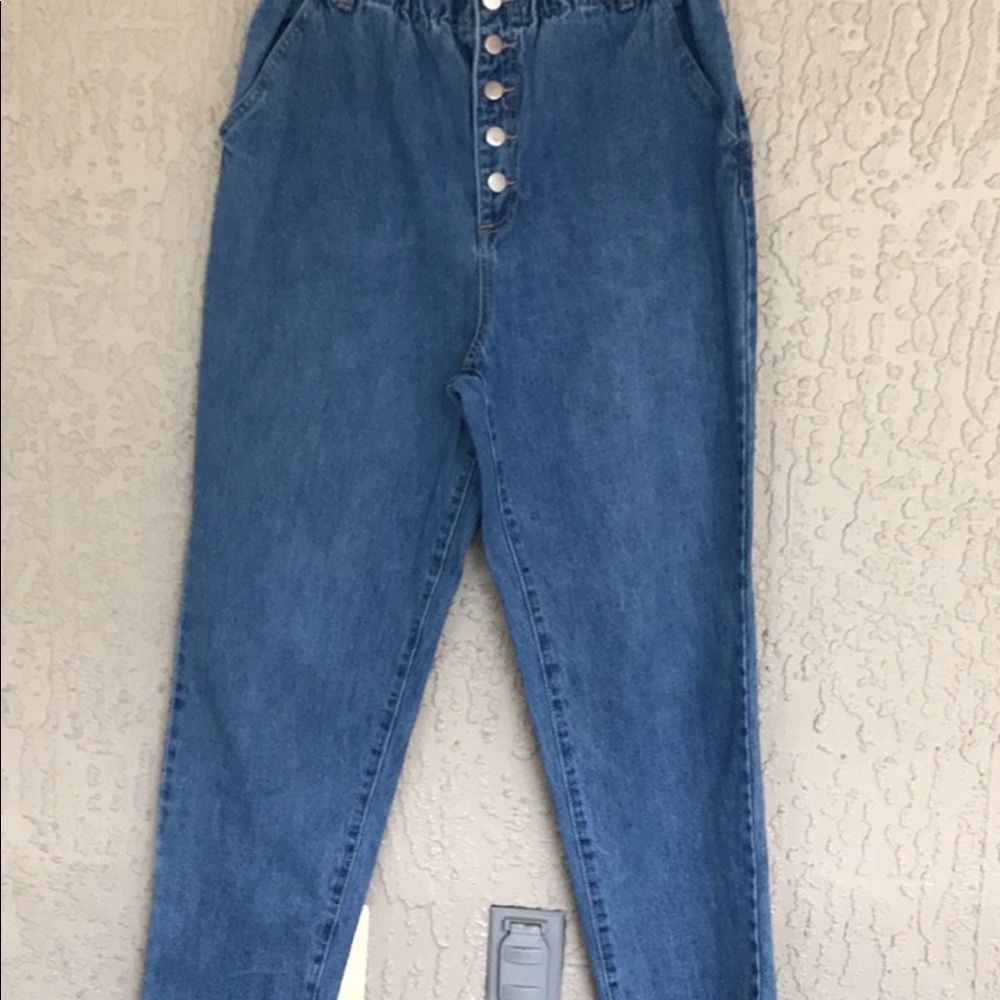 Forever 21, Paper Bag Waist, Medium Wash, Button Fly, High Rise Mom Jeans